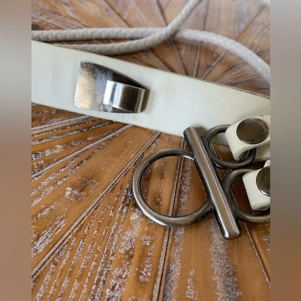 EUC Women’s Beige Faux Leather & Rope Belt - Picture 5 of 8